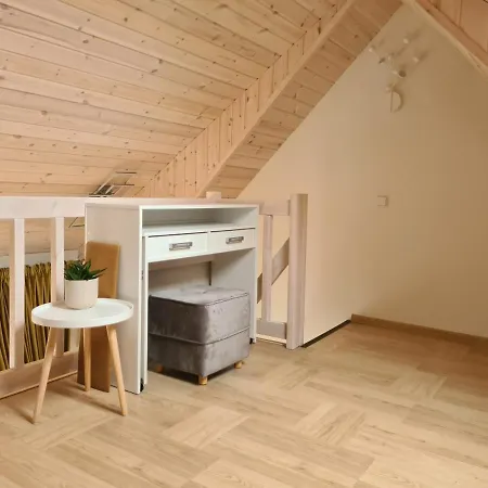 Апартаменти Ciki Puki Apartamentai Pienes Pukas *