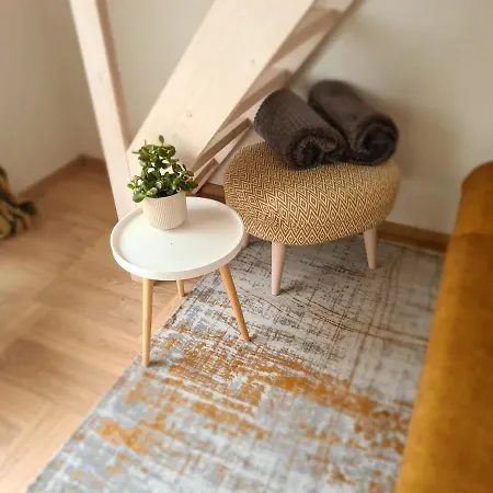 Апартаменти Ciki Puki Apartamentai Pienes Pukas *